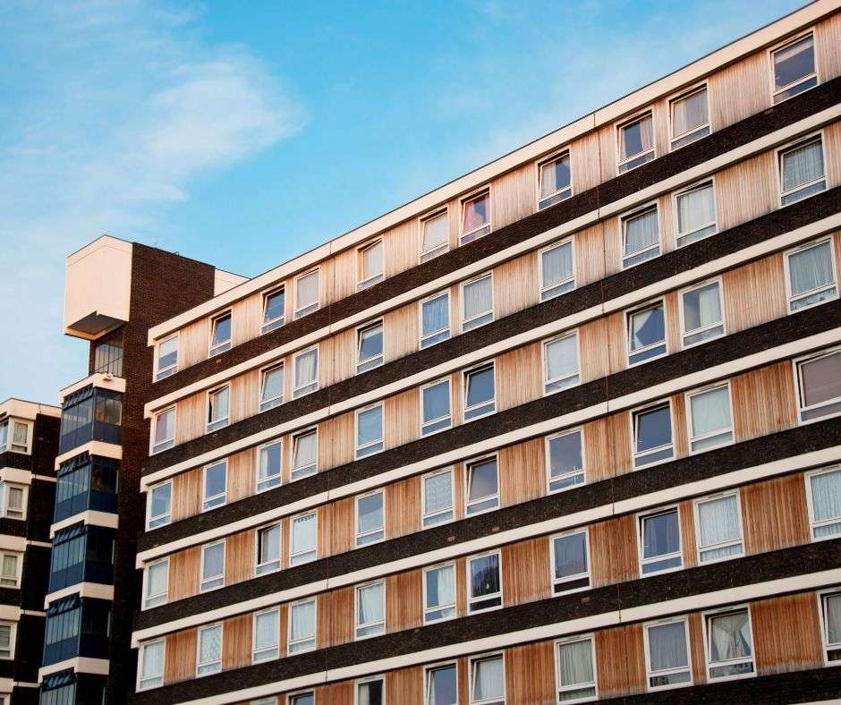 Opciones de vivienda social en Londres Dificultades para acceder a vivienda y servicios por estar ilegal en Inglaterra